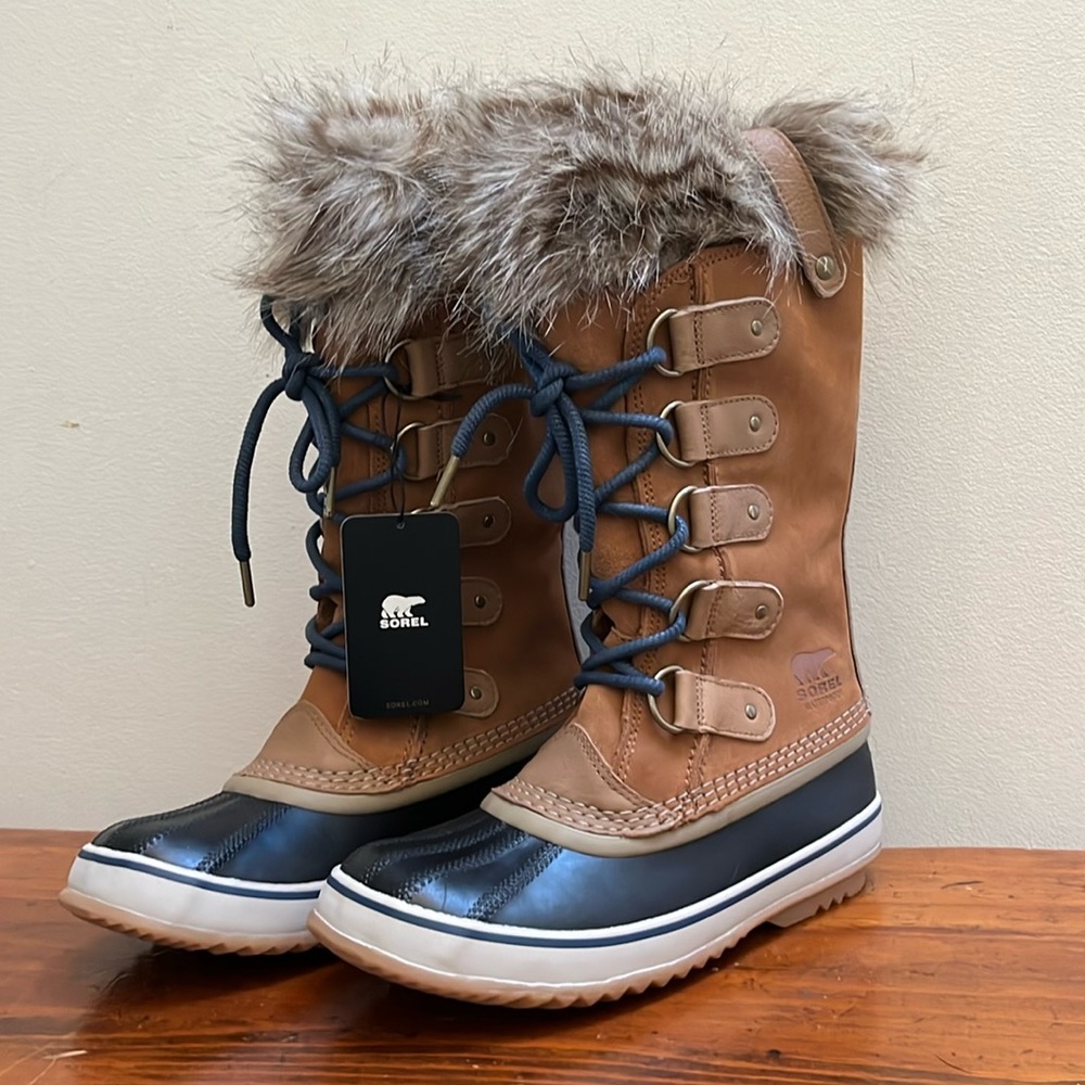 Sorel Joan of Arctic: Elk, Dark Mountain size 7 women’s snow boot. Waterproof.